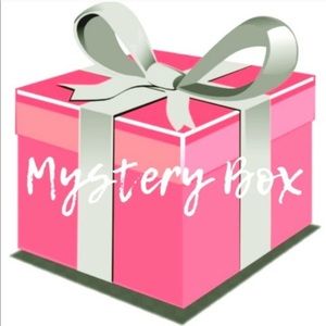 Women’s Mystery Box!!